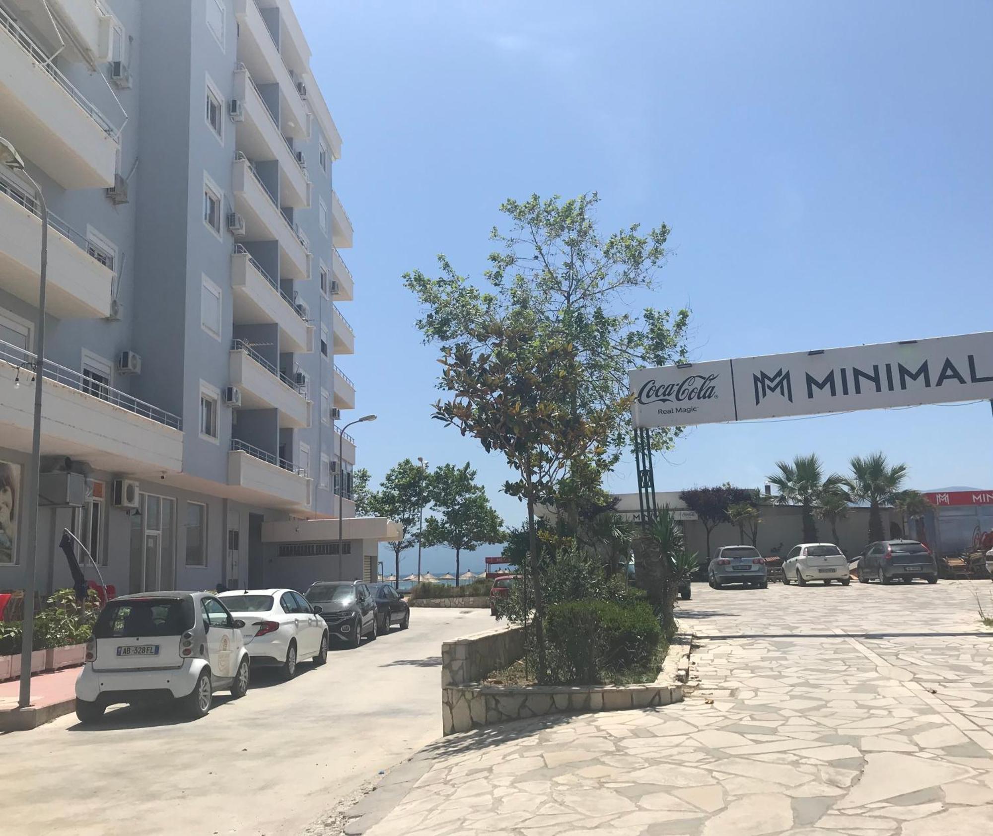 Corazon Guest House Vlorë Esterno foto